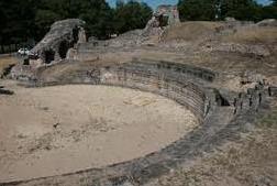 tourisme_amphitheatre_gallo-romain_de_drevant